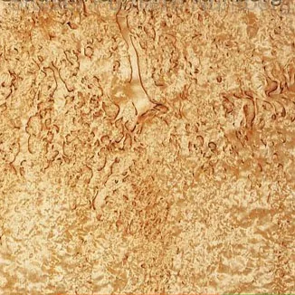 Furnierbild Tigerwood (Schnittholz) – Orangebraun mit dunklen, unregelmäßigen Streifen